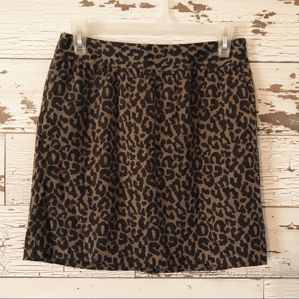 Banana Republic Leopard mini skirt 2P - Picture 6 of 7